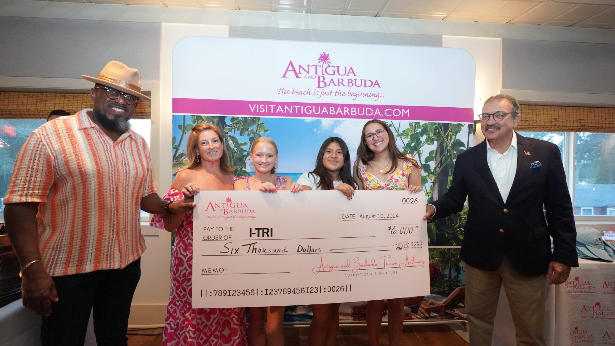 Novelty check presented to i-tri team